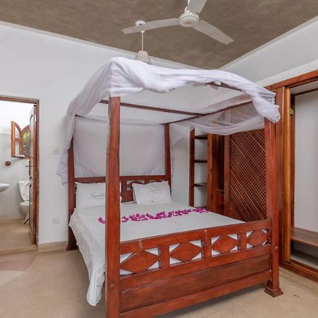 Joysvilla Family Holiday Home Melinde Exterior foto