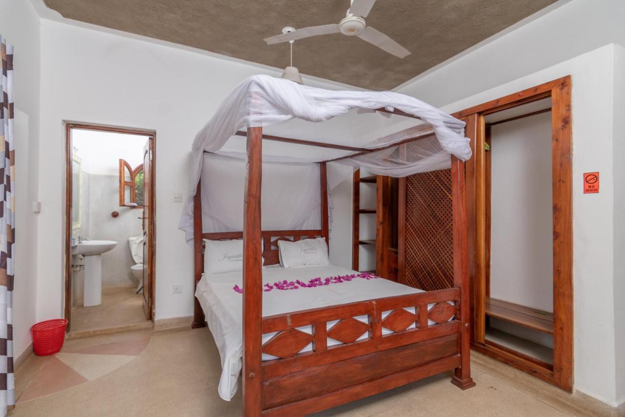 Joysvilla Family Holiday Home Melinde Exterior foto